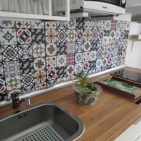 Casa Con Terraza Privada 6 Min Del Puente Nuevo Feriehus *