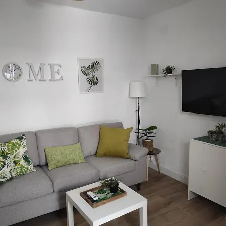 Casa Con Terraza Privada 6 Min Del Puente Nuevo *