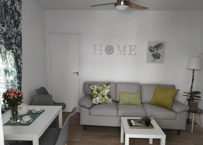 Casa Con Terraza Privada 6 Min Del Puente Nuevo