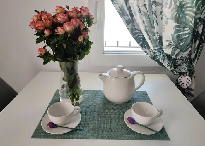 Casa Con Terraza Privada 6 Min Del Puente Nuevo Ferienhaus *